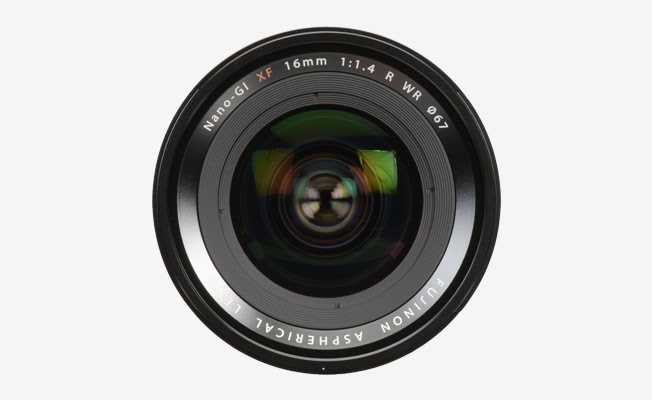 Fujifilm 16mm f/1.4 Lens (X) Detay